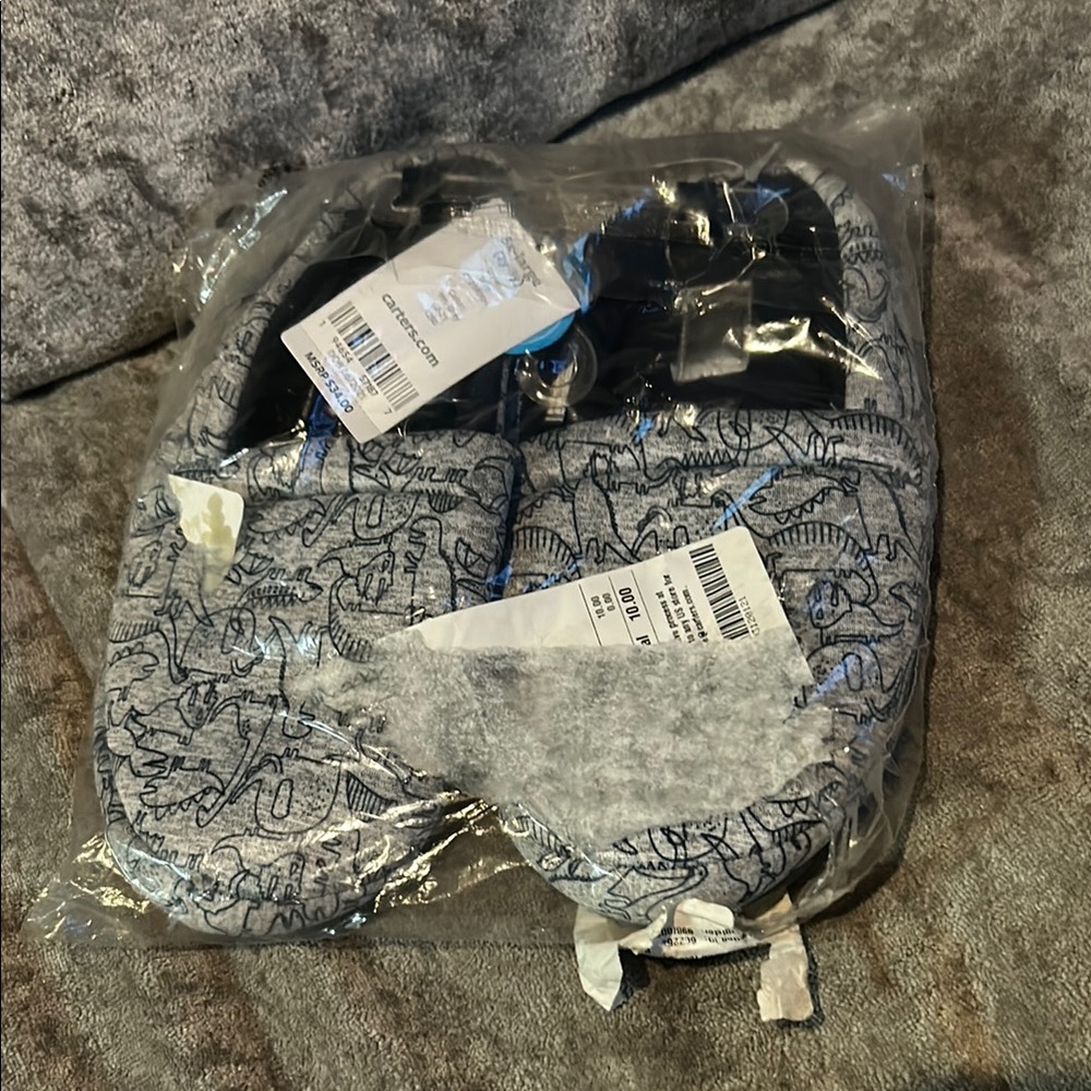 The Children's Place Gray and Black Kids Slippers